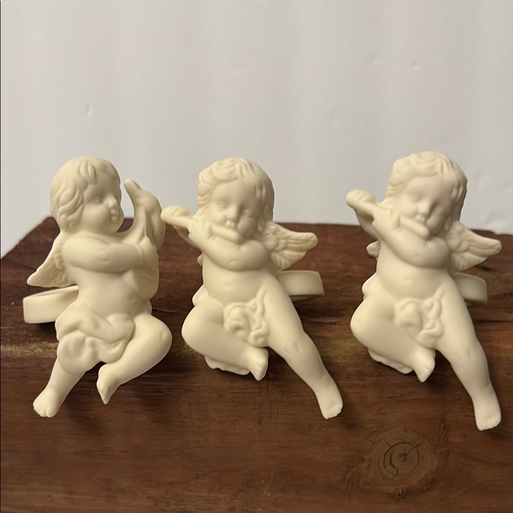 Angel Cherub Candle Taper Ring Accent PartyLite Porcelain Harp Mandolin P0190